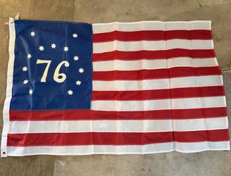 Vintage 1976 Bicentennial 76 American Flag 34x56 USA Patriotic Decor