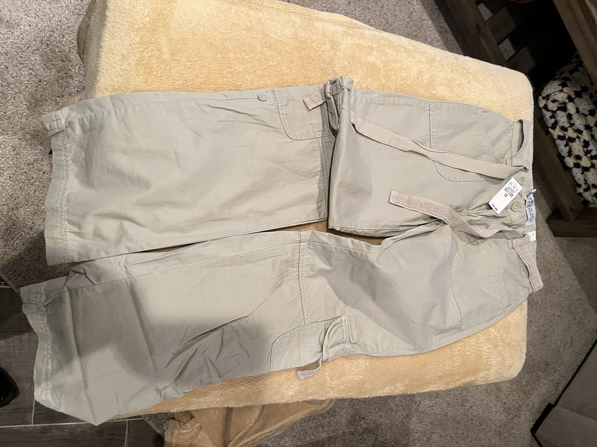 NEW ! Child’s Capri Pants