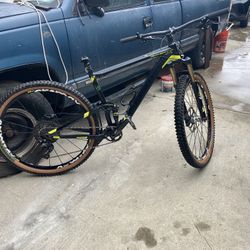 anthem X, Giant 29” Carbon, Fiber Wheels