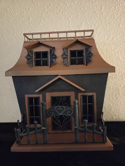 Halloween Decor