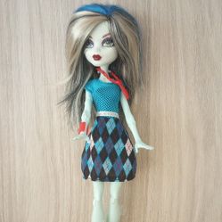 Monster High Frankie Stein Doll.  Mattel 