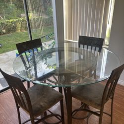 Matching Dining Table & Bakers Rack Set