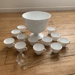 Indiana Glass Vintage Punch Bowl- Milk Glass