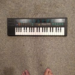 YAMAHA.  PSS -  170