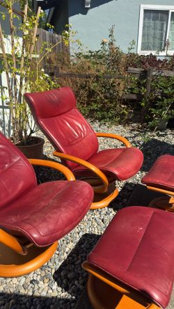 Red Leather Recliner Chairs| Scandinavian Design