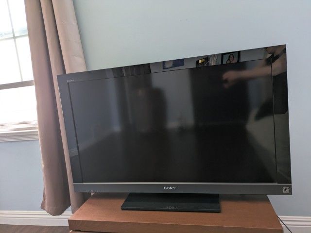 Sony 40 Inch TV Good Working Condition