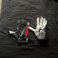 Georgia College Gloves