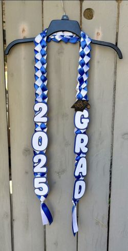 2026 Graduation Leis