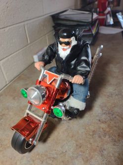 Motorcycle Santa MERRY CHRISTMAS.....?