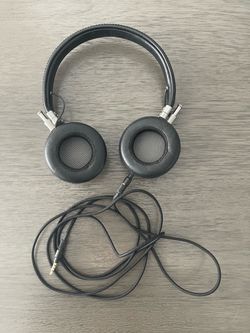 M&D MH30 Headphones