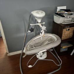 Graco Baby Swing 