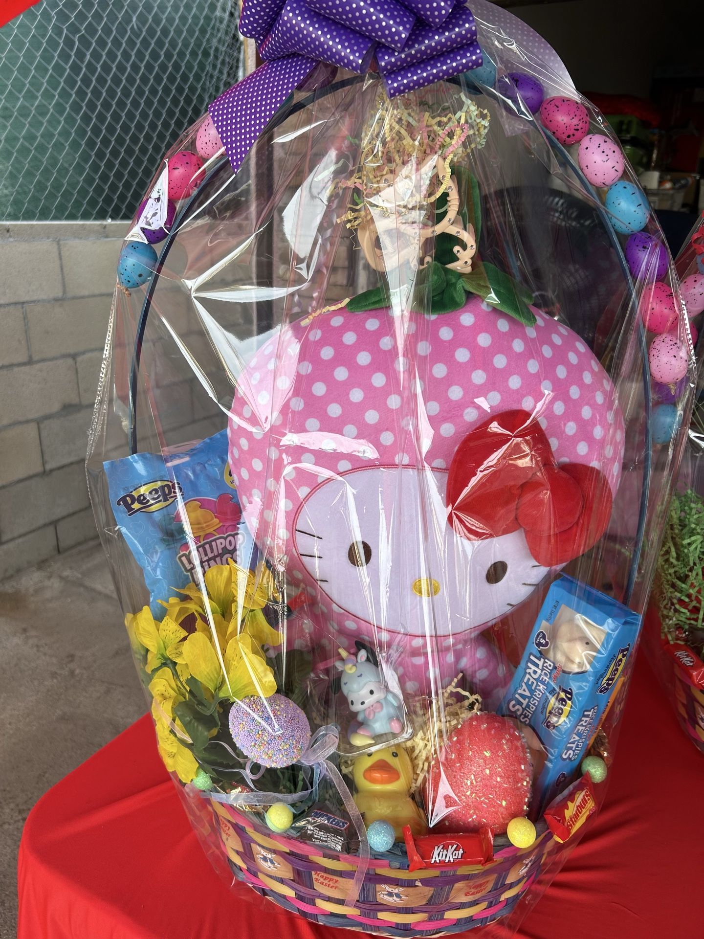 Easter basket hello kitty with friends