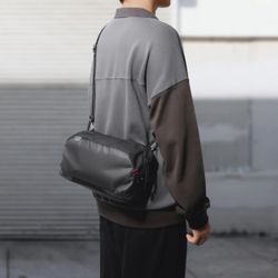 Tomtoc Travel Bag