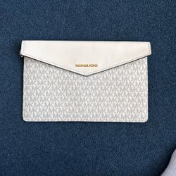 White and Gold Michael Kors Wallet