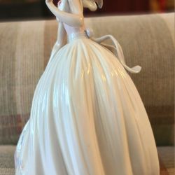 Vintage Lladro #5957 The Glass Slipper Cinderella 1992 Retired 