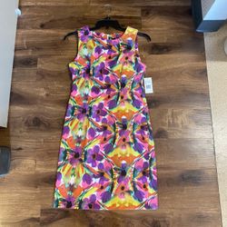 Brand New Woman’s Ronni Nicole brand Pink Floral Bodycon Dress Up For Sale 