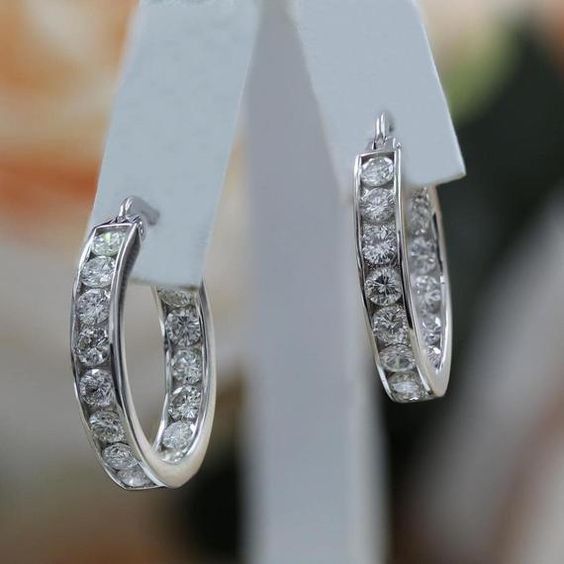 "Sparkly 925 Silver Plating Needle Geometric Minimalist Circle CZ Hoop Earrings, UNI22429
