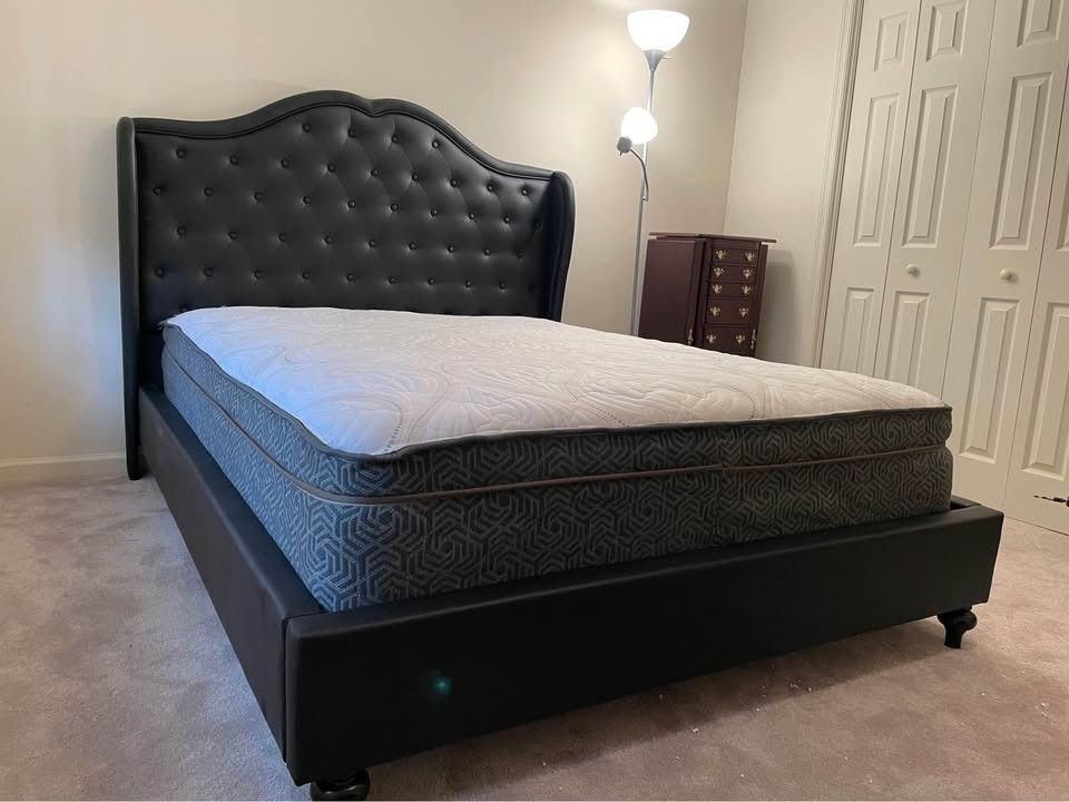 Brand New Wing Black Platform Bed Frame!! Queen $365 King $395!! Same Day Delivery!!!