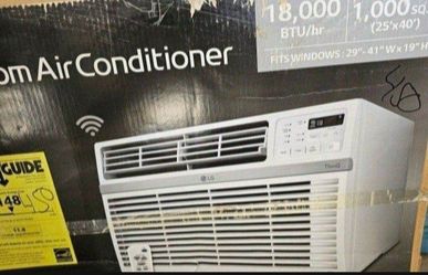 LG 18,000 BTU 208/230-Volt Window Air Conditioner Unit Cools 1,000 sq. ft. with Remote, Dehumidifier and in White