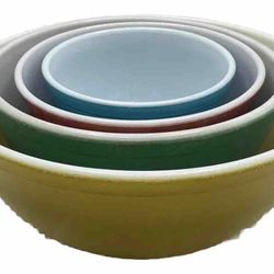 Pyrex Primary Colors Nesting Bowls Set 4