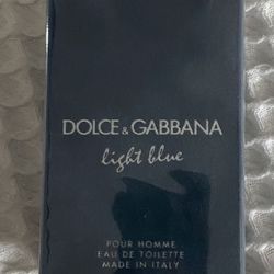 Dolce And Gabbana Light Blue Perfume