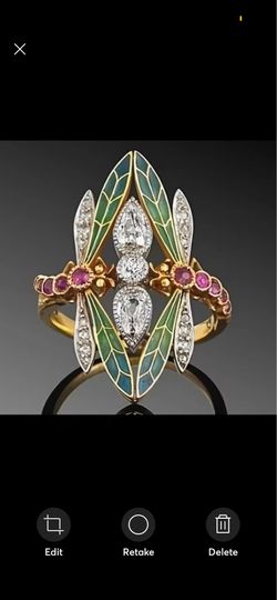 Women’s fashion ring size 8