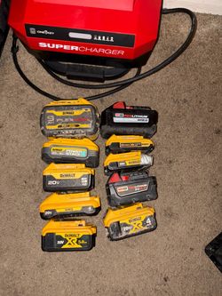 milwaukee dwalt batteries