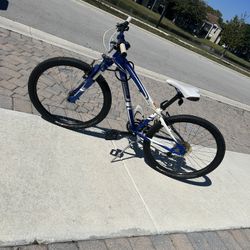 Specialized HardRock Sport