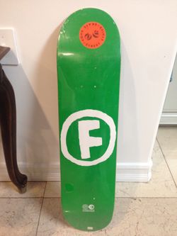 Foundation skateboard deck 7.5
