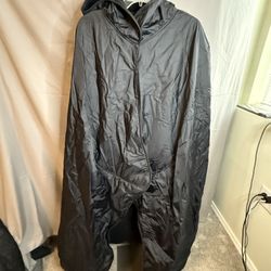 Mambe Extreme Weather Hooded Blanket