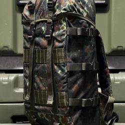 MILITARY TACTICAL VENTURA BACKPACK