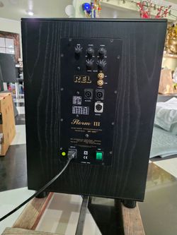 Rel Storm lll Subwoofer. Excellent conditiel Stoon, perfect working fantastic sound, will test before you buy.