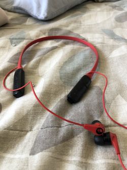 Skullcandy earphones