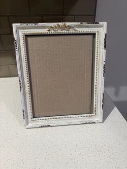 Picture frame with distressed white finish - 7.5 by 9 inches