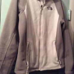 North face coat-sz. Small ladies-comment only when ready to see or buy thanks