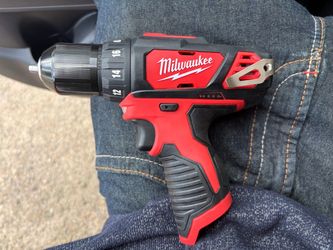 Milwaukee cordless drill/driver
