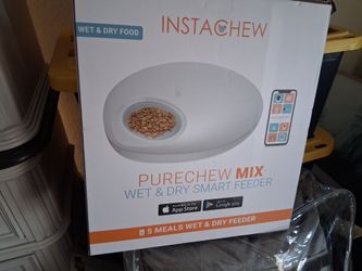 Pet Feeder