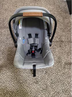 Nuna Pipa urban travel system