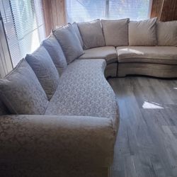 Sofa Sectional  Free