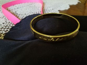 Kate Spade 8.5 in Gold Friendship Bangle Bracelet