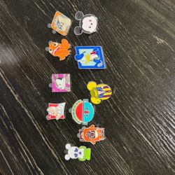 Disney Pins 