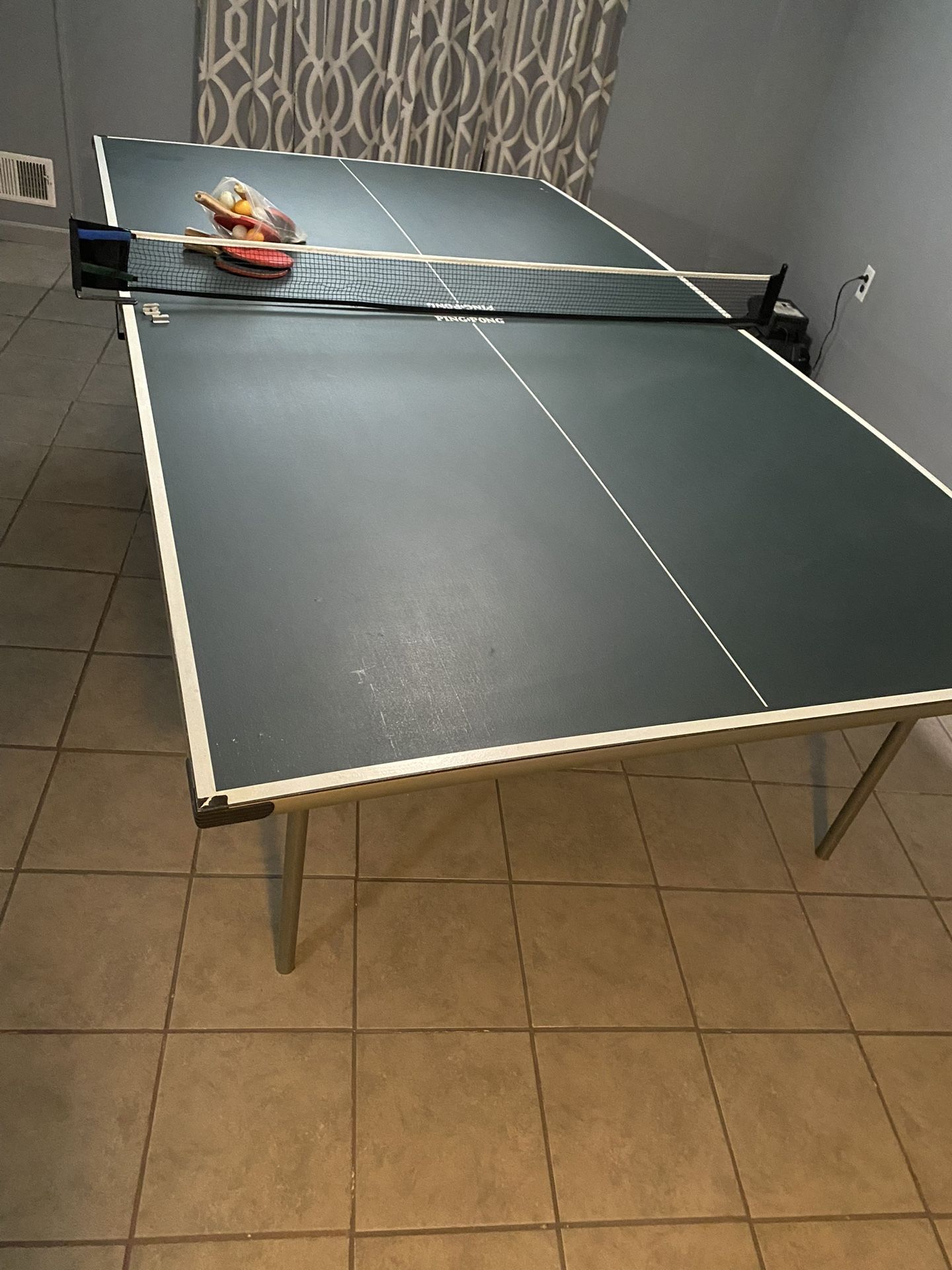 Ping Pong table 