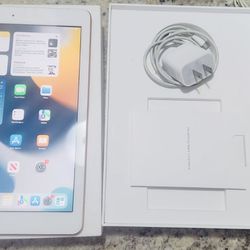 iPad 6th Excellent Condition 