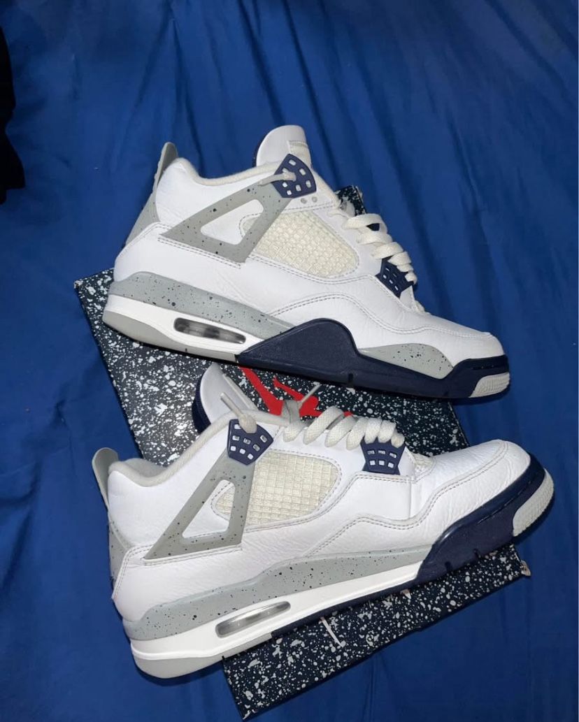 Jordan 4 Midnight Navy