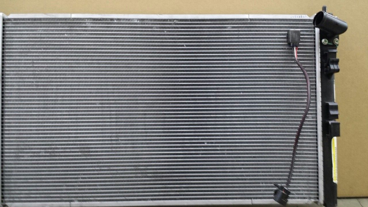 2007 Mitsubishi Outlander Radiator w/ ozone sensor