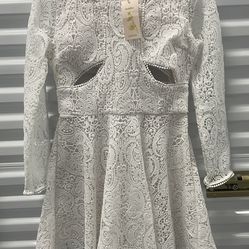 NWT JardinVue Ladies White Lace Dress With Cutouts Size M