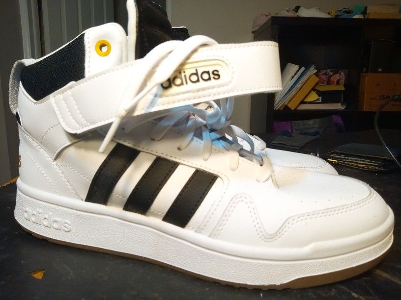 SIZE 10.5 Adidas POST MOVE white Gold Metallic 