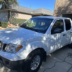 2019 Nissan Frontiers 