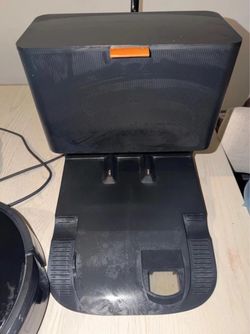 iRobot Roomba j7 robot vacuum with the self-emptying Clean Base included!