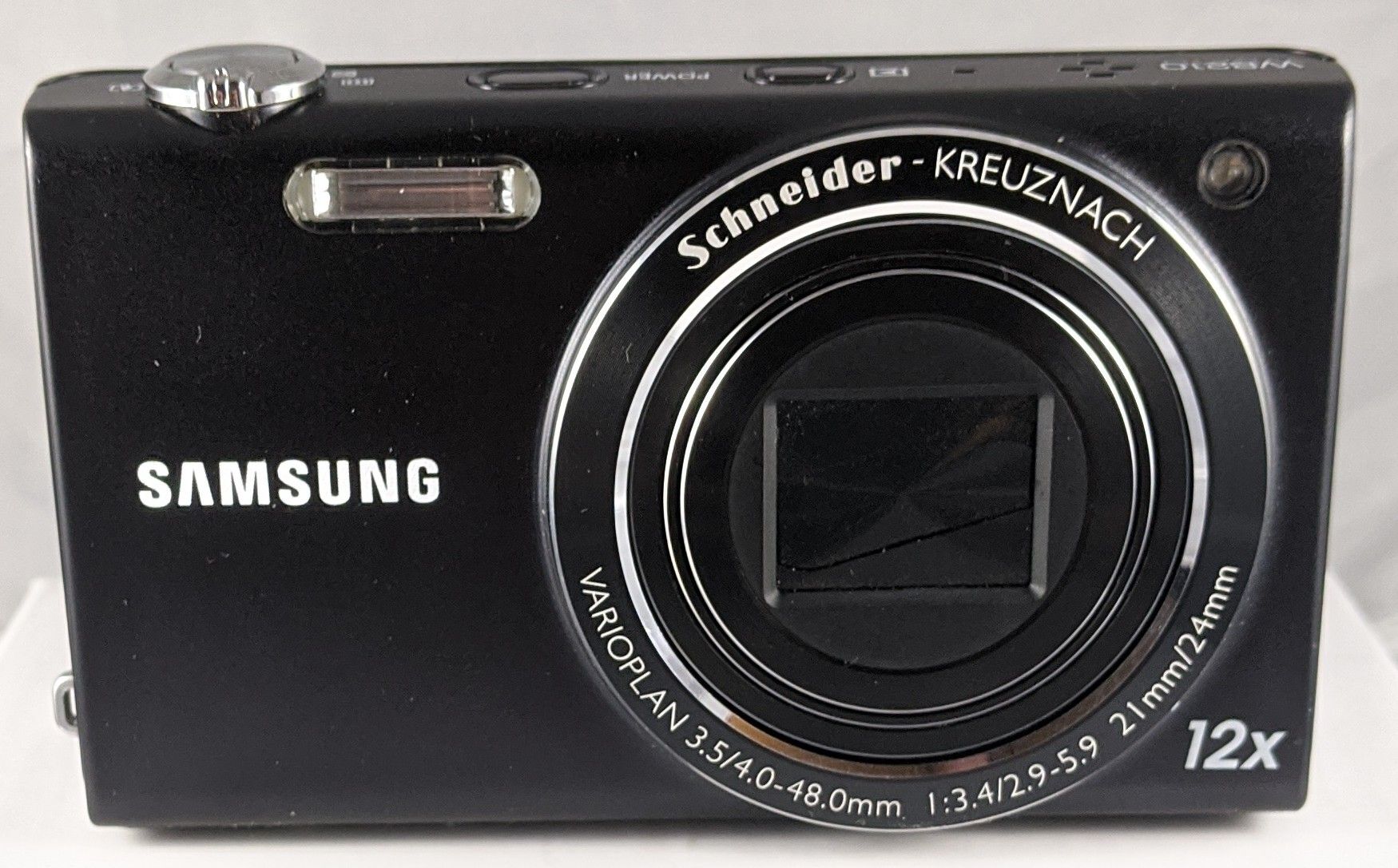 Samsung WB210 Compact Digital Camera